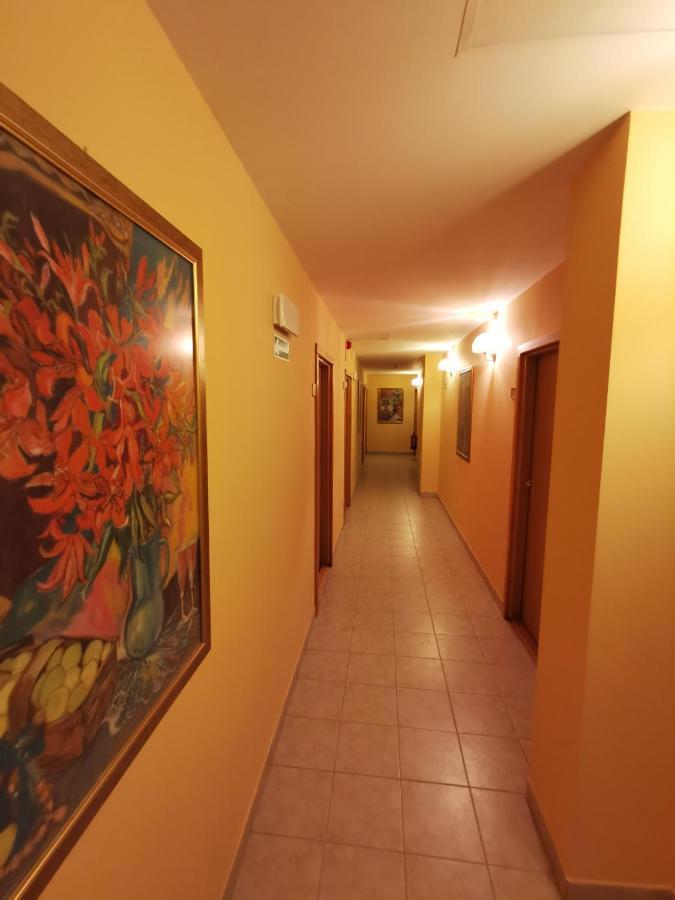 Hotel Teresita Kraków Exteriör bild